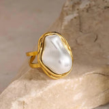 Cecilia - Gold Pearl Ring — perfect für those who value comfort and Design. | Zilocom Offizielle Kollektion